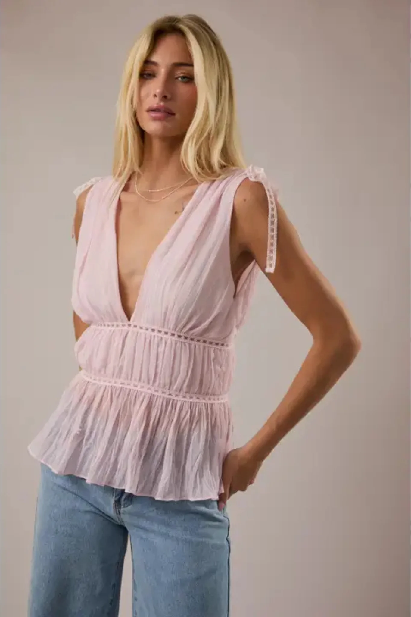 Le Lis: Lace Trim V-Neck Top in Pink